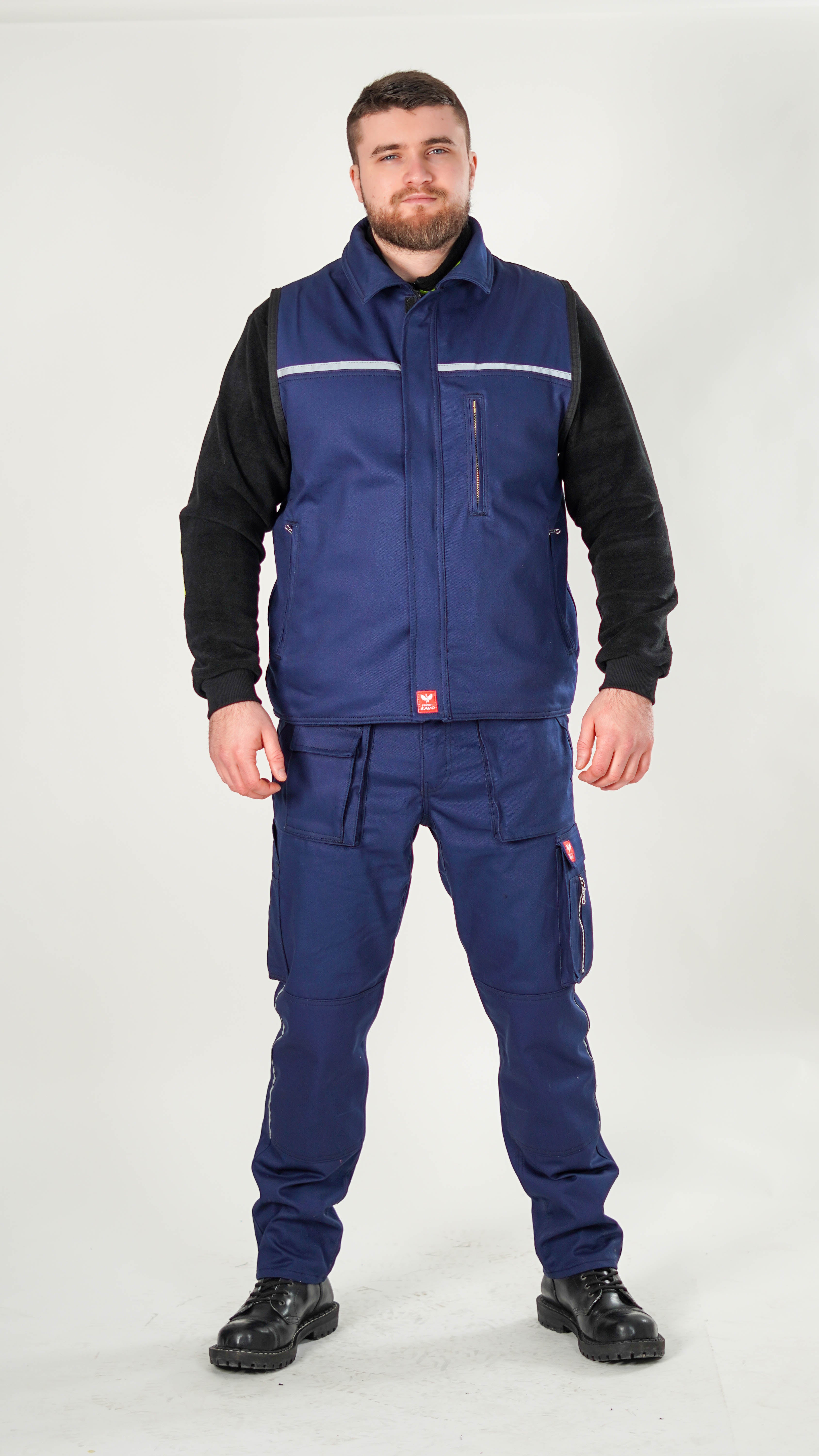 Komplet Profesionalno Teget Odelo Za Varioce