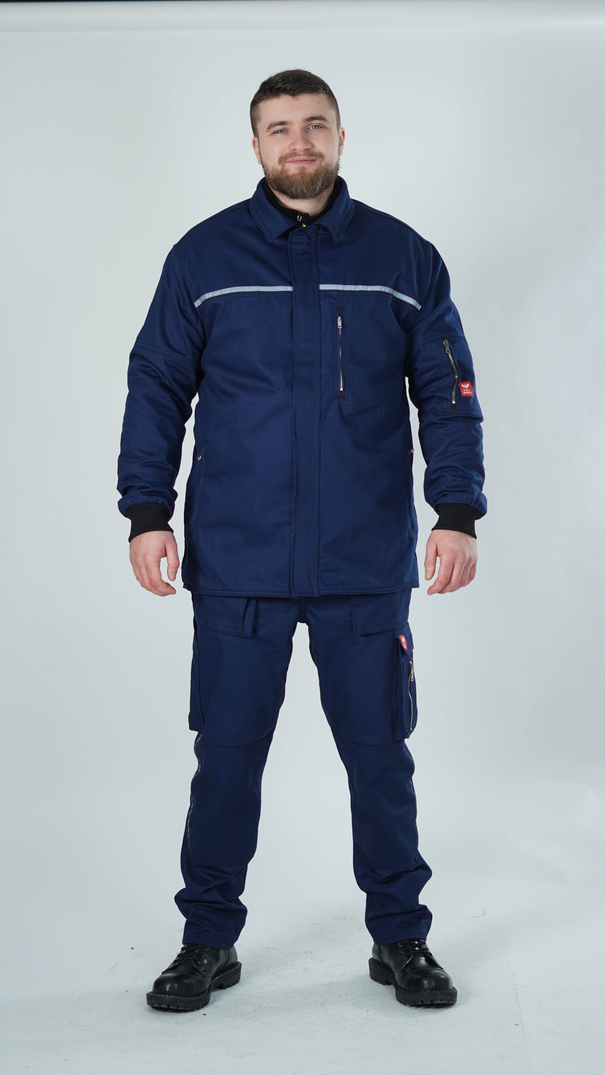 Komplet Profesionalno Teget Odelo Za Varioce