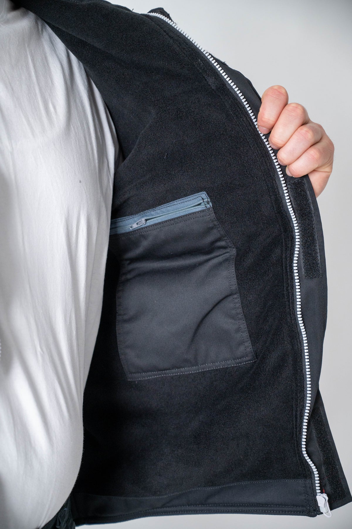 Tregerice + Bluza + Prsluk Crno Odelo