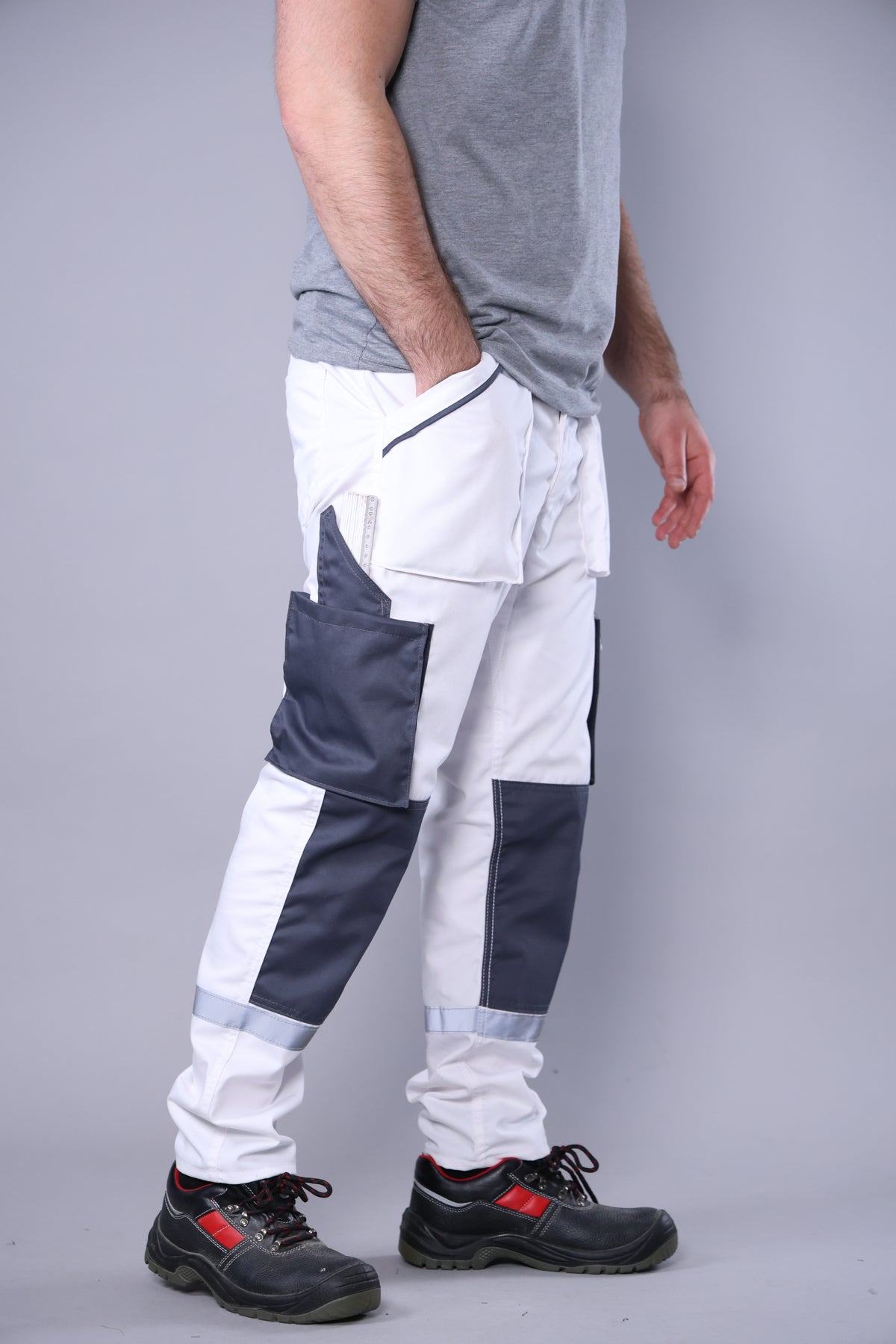 Bele Radne Pantalone