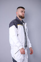 Bela Bluza