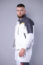 Bela Bluza