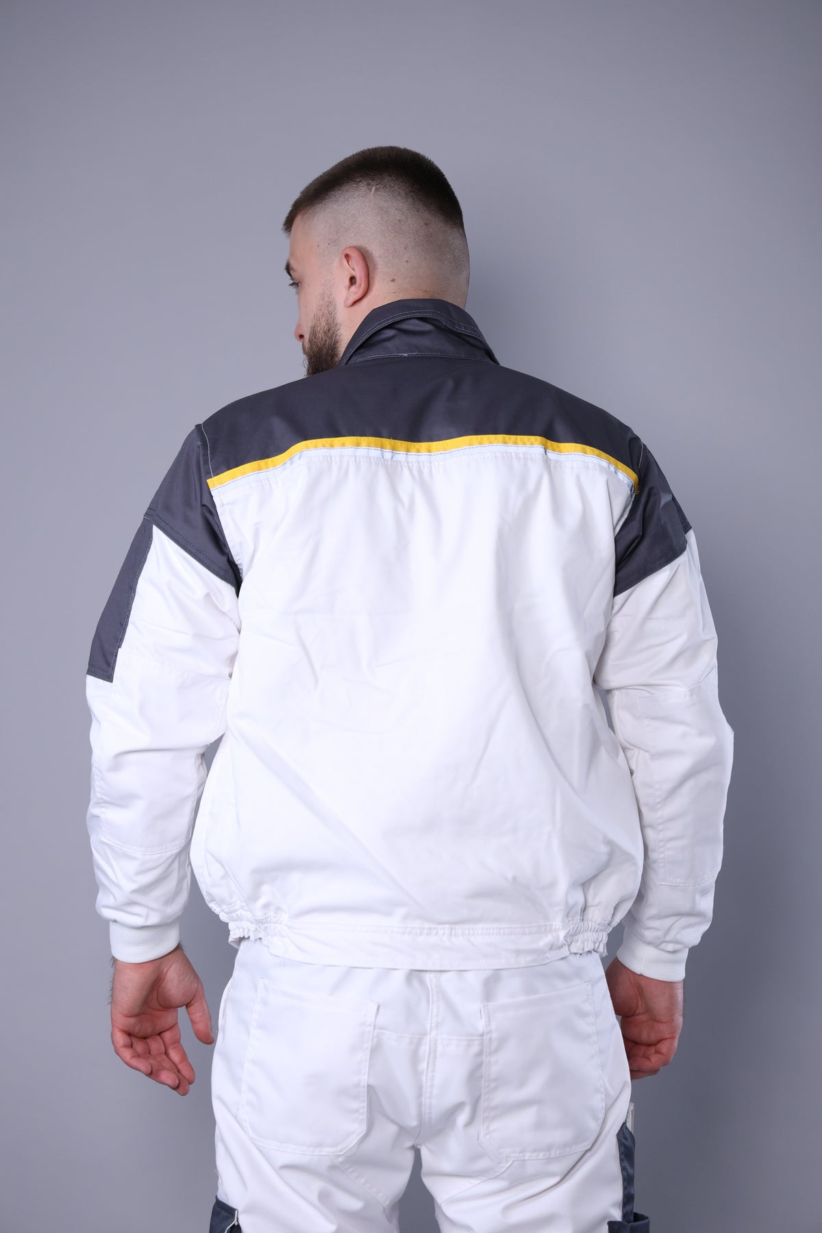 Bela Bluza